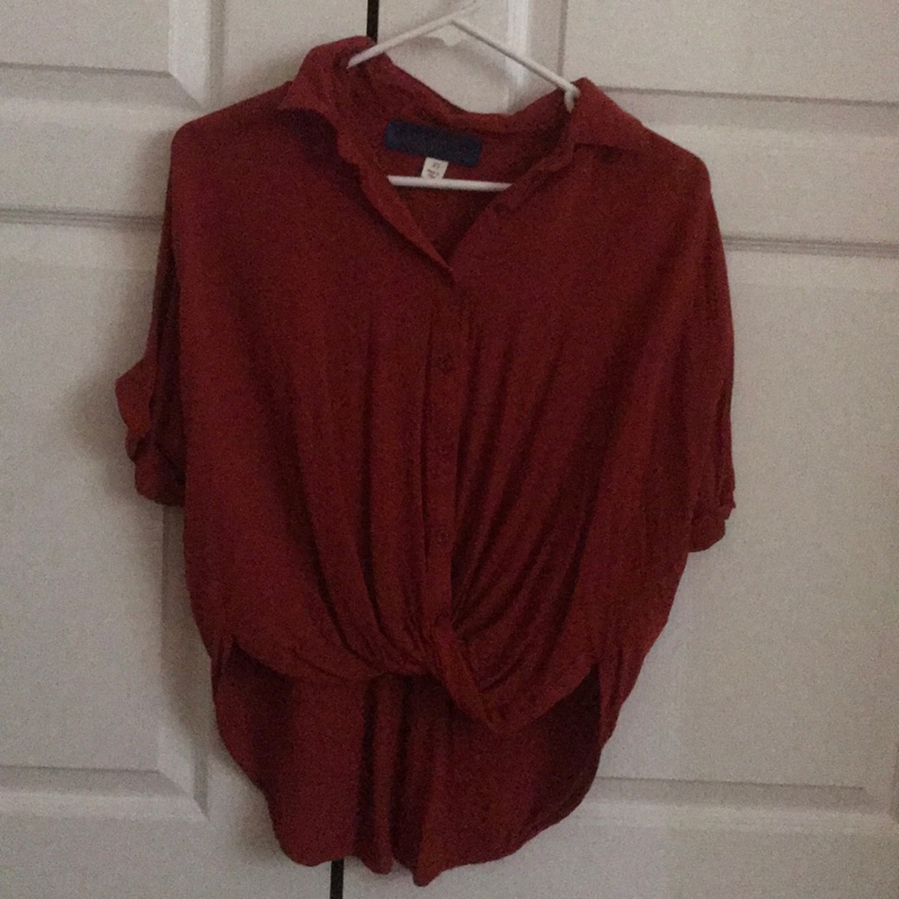 Hi-low red-orange button-up!